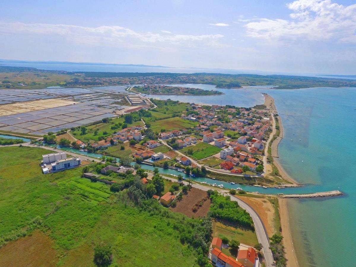 Mobile Home Grbe Нін Екстер'єр фото